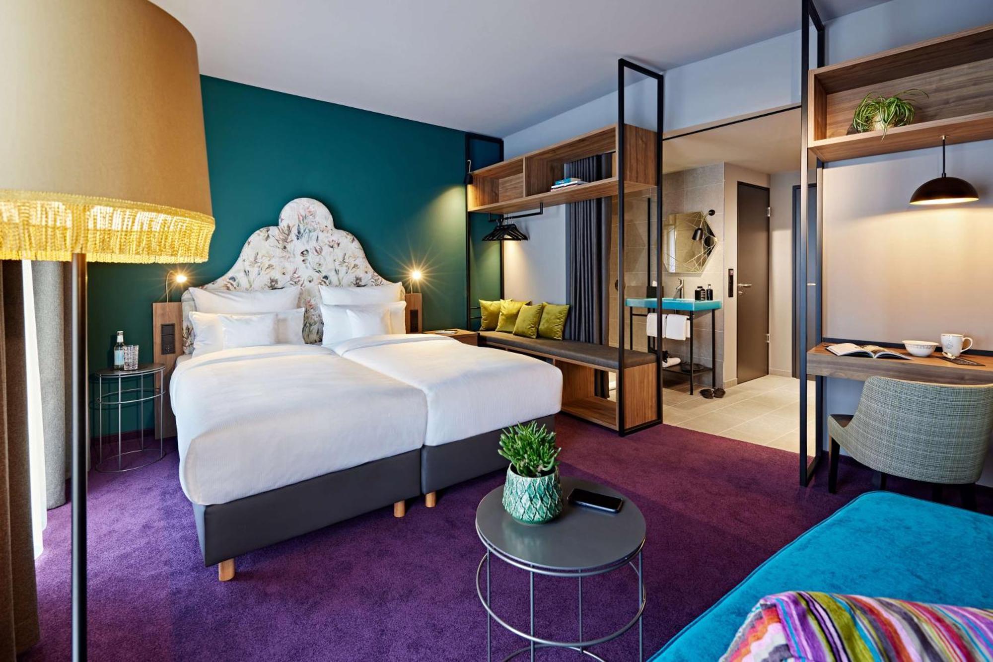 Me And All Hotel Dusseldorf Oberkassel, By Hyatt Bagian luar foto