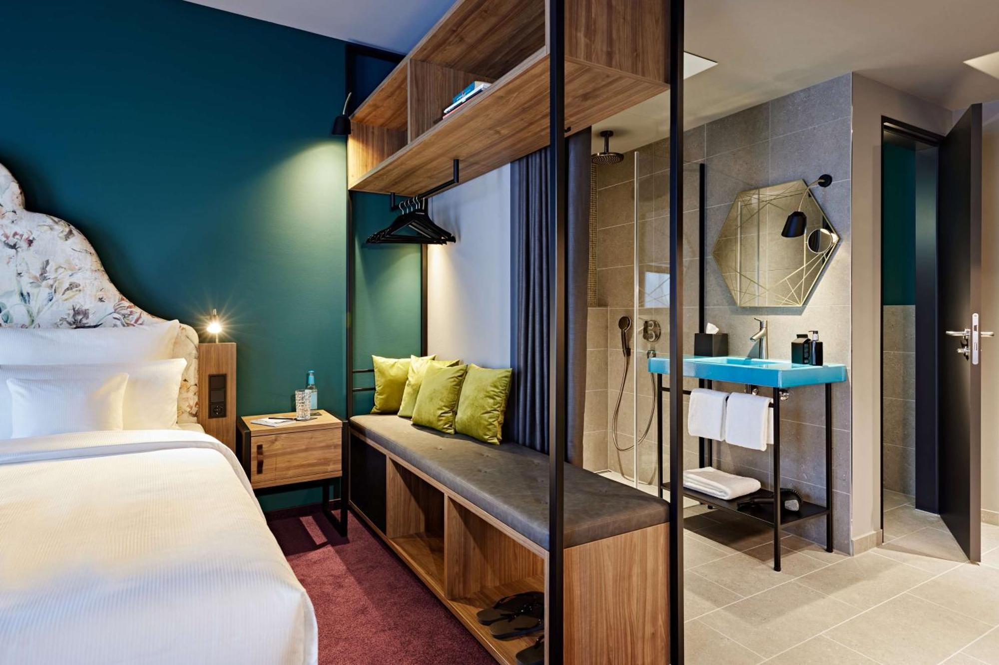 Me And All Hotel Dusseldorf Oberkassel, By Hyatt Bagian luar foto